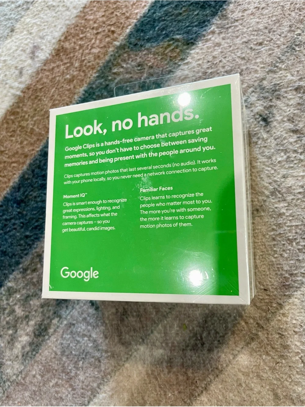 Google Clips Pocket Camera - White with Green Trim
